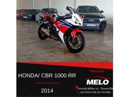 HONDA - CBR 1000RR-R - 2014/2014 - Branca - R$ 62.000,00