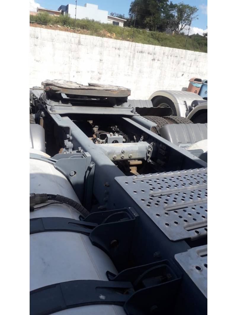 SCANIA - G-420 - 2011/2012 - Branca - R$ 280.000,00
