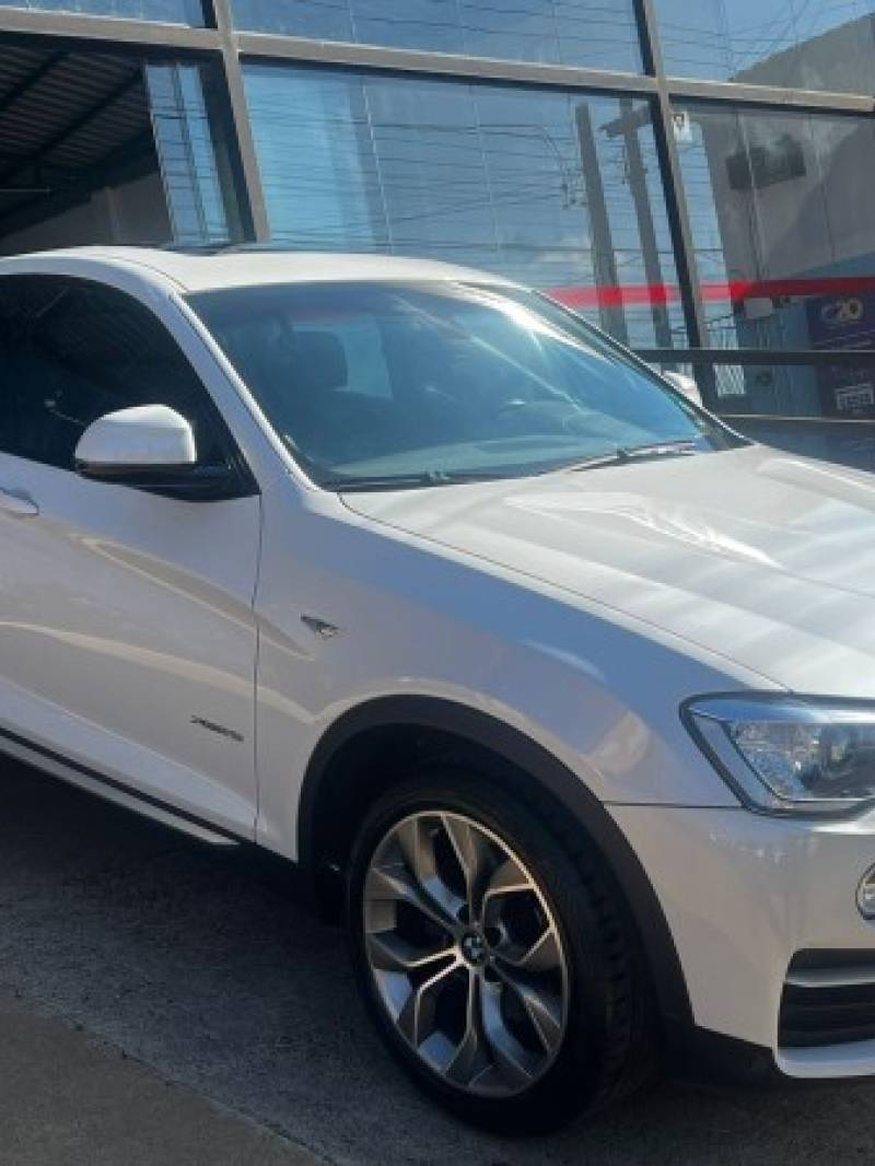 BMW - X4 - 2016/2017 - Branca - R$ 153.900,00