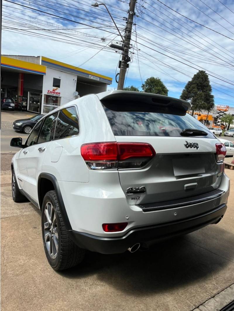 JEEP - CHEROKEE - 2018/2018 - Branca - R$ 169.900,00