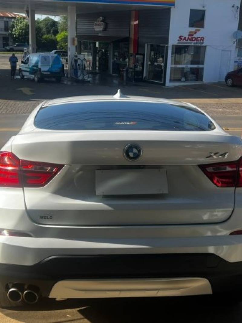 BMW - X4 - 2016/2017 - Branca - R$ 153.900,00