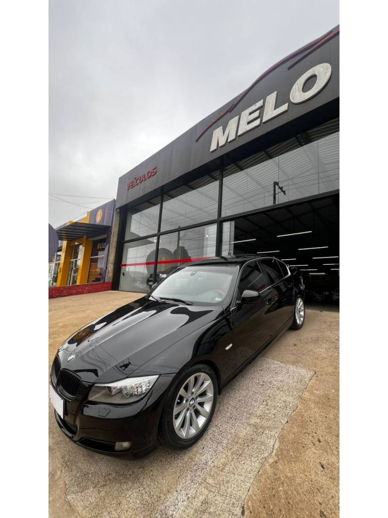 BMW - 325I - 2010/2011 - Preta - R$ 74.900,00