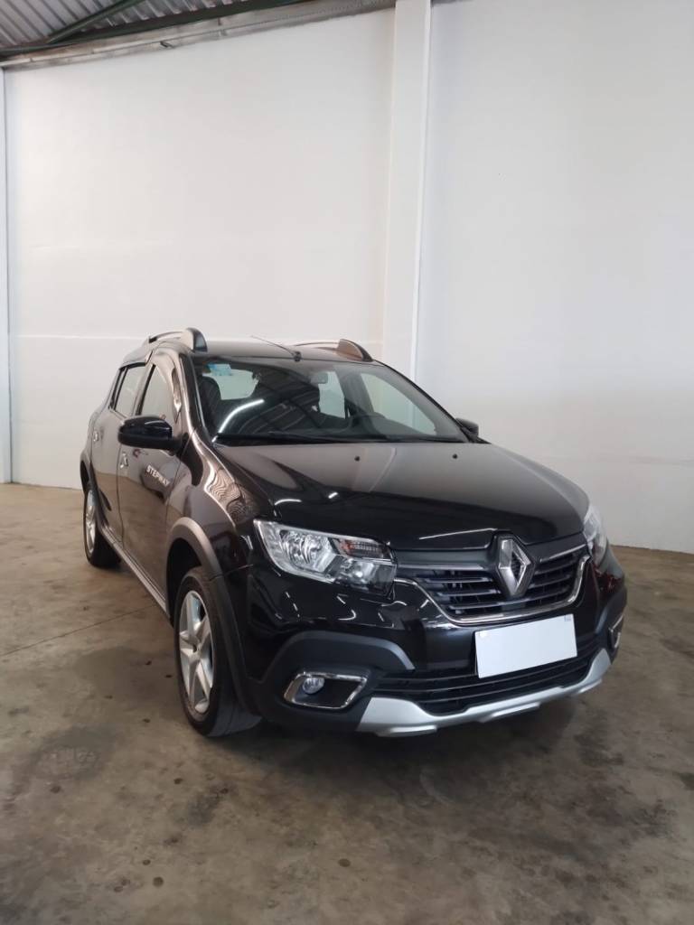 RENAULT - SANDERO - 2021/2022 - Preta - R$ 68.800,00
