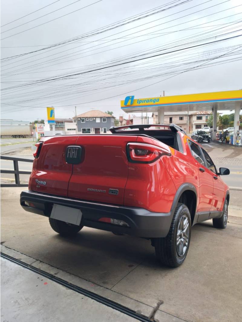 FIAT - TORO - 2023/2024 - Vermelha - R$ 129.900,00