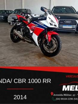 HONDA - CBR 1000RR-R - 2014/2014 - Branca - R$ 62.000,00