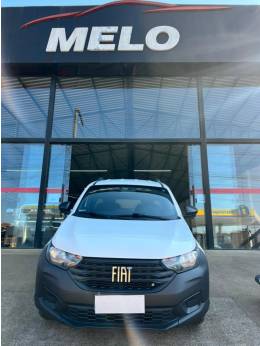FIAT - STRADA - 2021/2022 - Branca - R$ 74.900,00