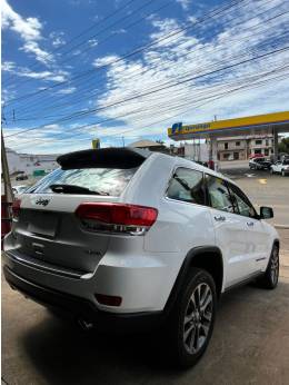 JEEP - CHEROKEE - 2018/2018 - Branca - R$ 169.900,00