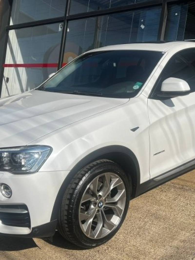 BMW - X4 - 2016/2017 - Branca - R$ 153.900,00