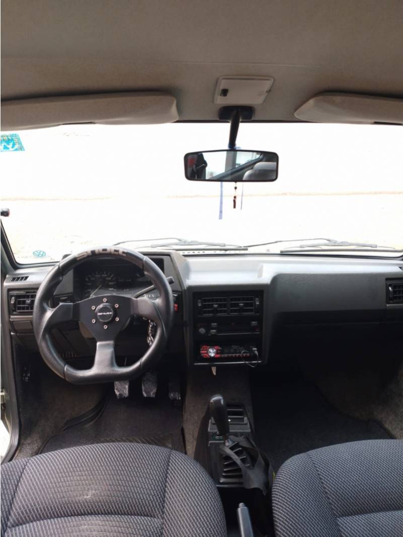 VOLKSWAGEN - VOYAGE - 1992/1993 - Verde - Sob Consulta