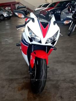 HONDA - CBR 1000RR-R - 2014/2014 - Branca - R$ 62.000,00