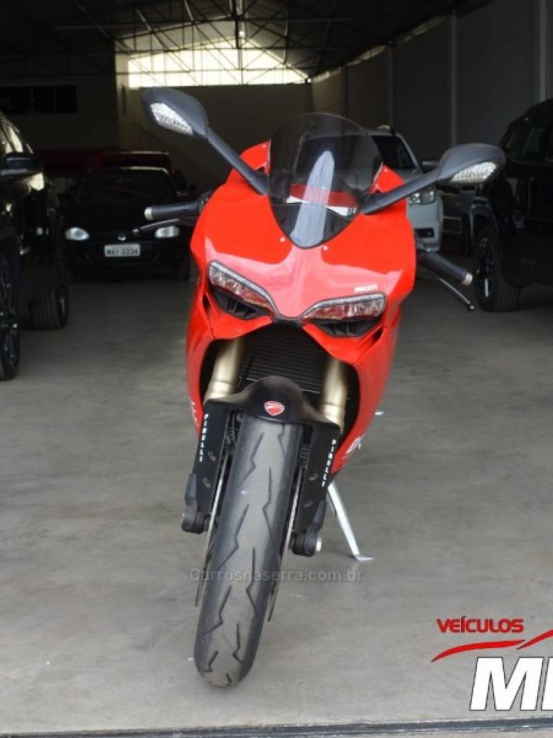 DUCATI - SUPERBIKE 1199 - 2015/2015 - Vermelha - R$ 79.900,00