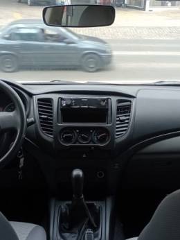 MITSUBISHI - L200 - 2021/2021 - Branca - R$ 148.000,00