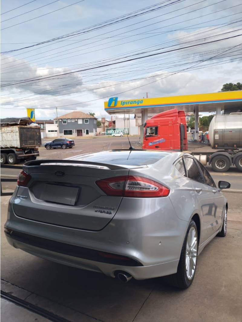 FORD - FUSION - 2014/2014 - Prata - R$ 79.900,00