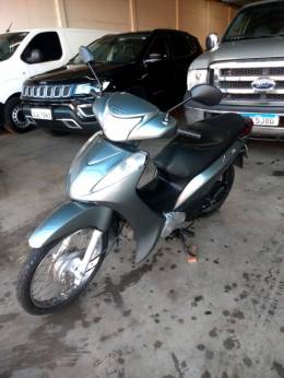 HONDA - BIZ 125 - 2011/2012 - Prata - R$ 10.900,00