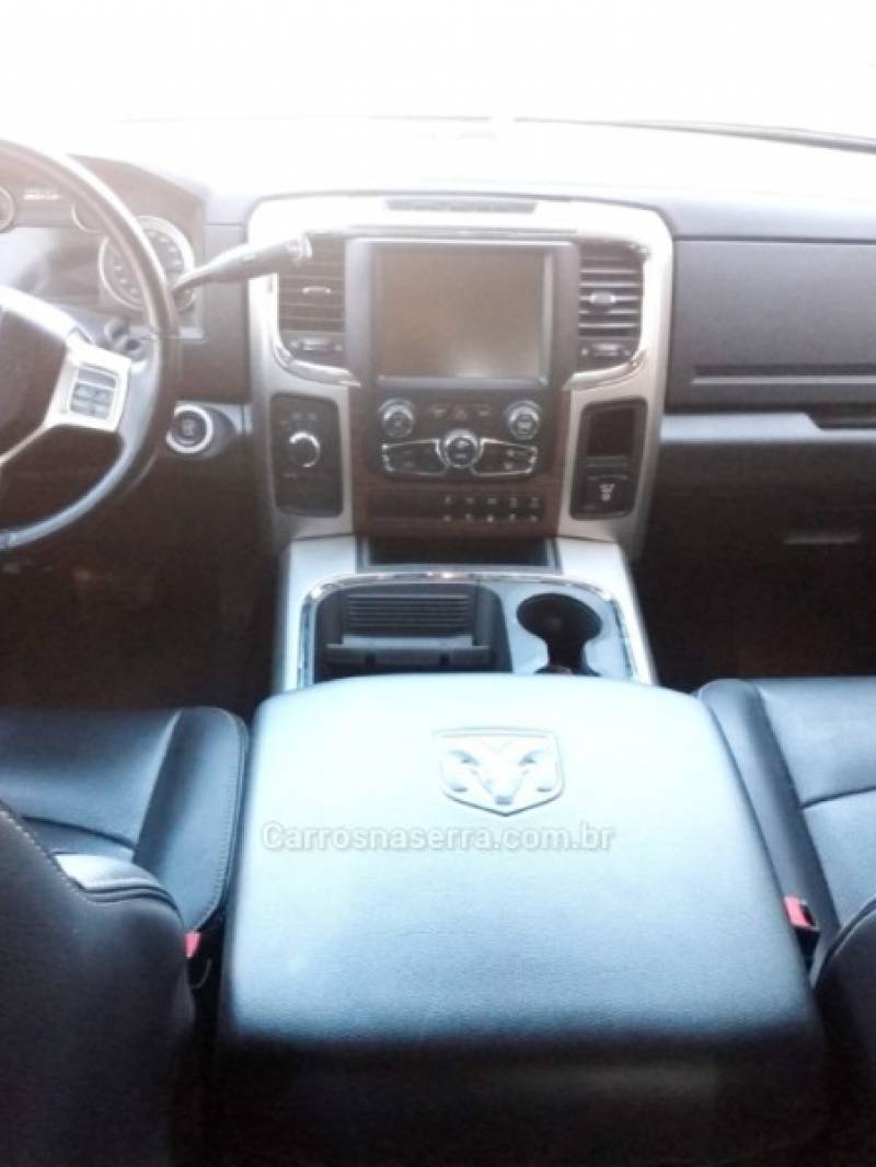 RAM - 2500 LARAMIE - 2016/2016 - Prata - Sob Consulta