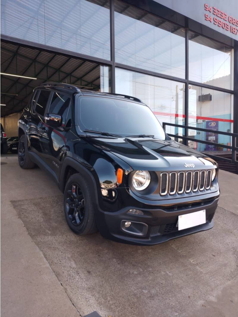 JEEP - RENEGADE - 2015/2016 - Preta - R$ 72.000,00